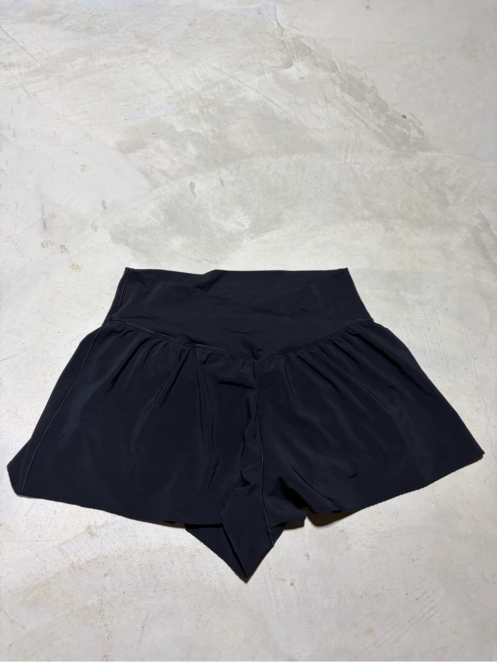 Aerie offline real me Black Women’s Athletic Shorts xl